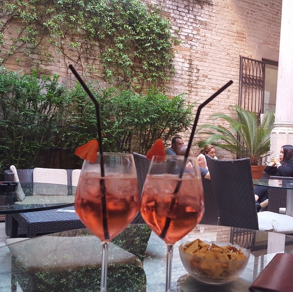 Meet your Posher, Jamie - Picture 1 of 1